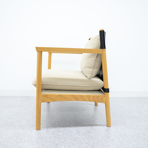 A.T.I.C / THOMPSON SOFA