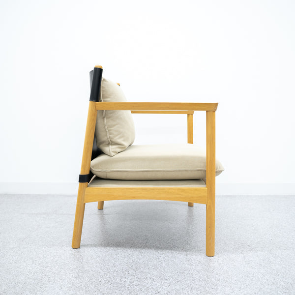 A.T.I.C / THOMPSON SOFA