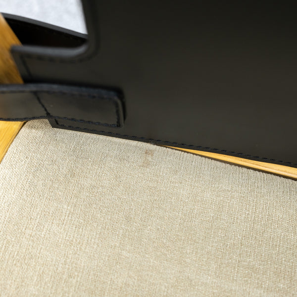 A.T.I.C / THOMPSON SOFA