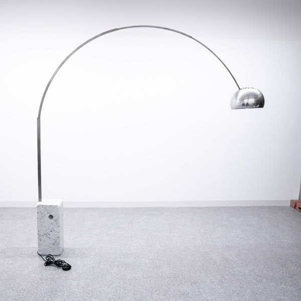 FLOS / ARCO
