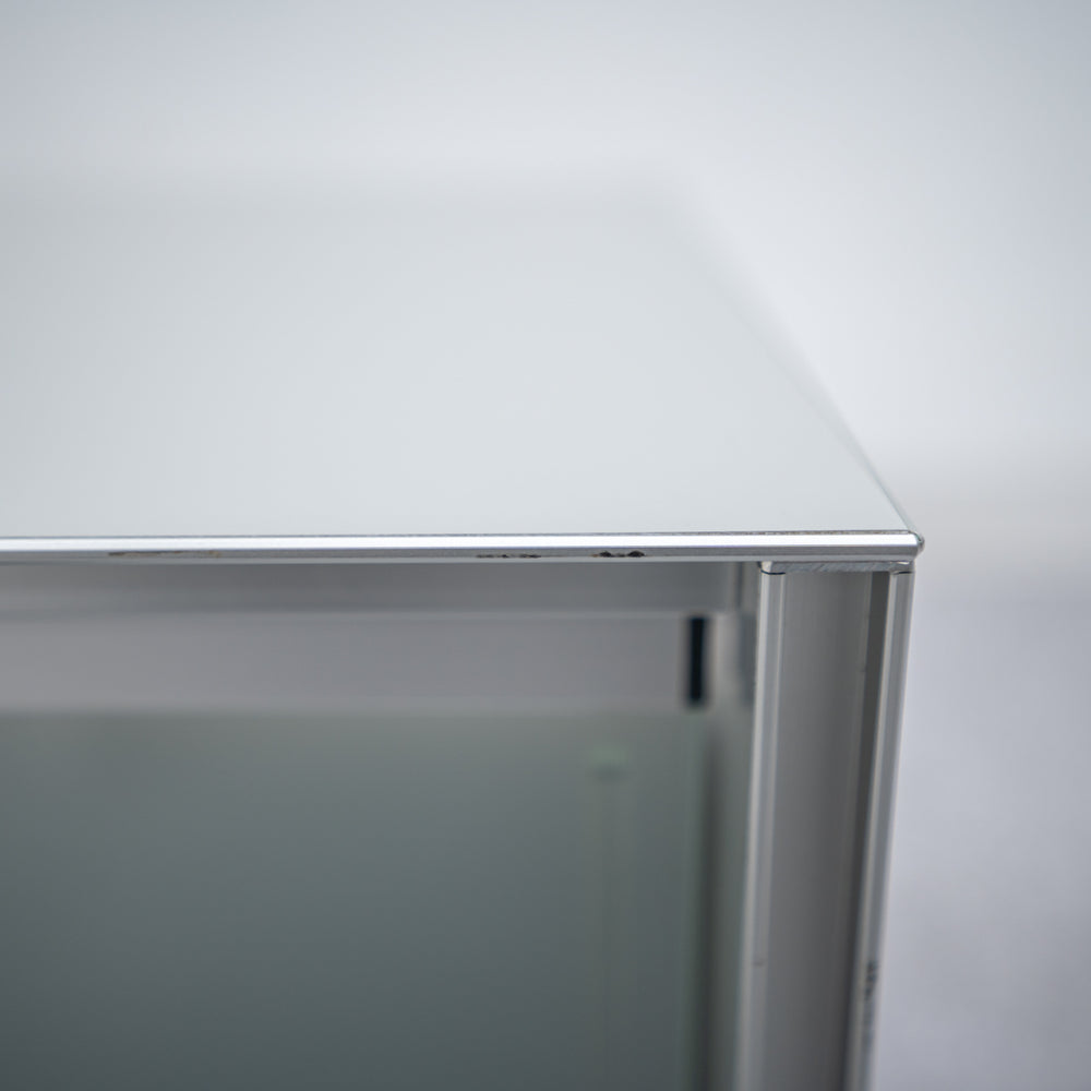Cassina ixc. / AIR FRAME 3012