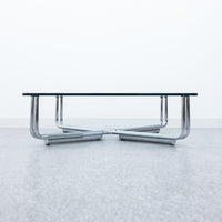 Cassina / 784