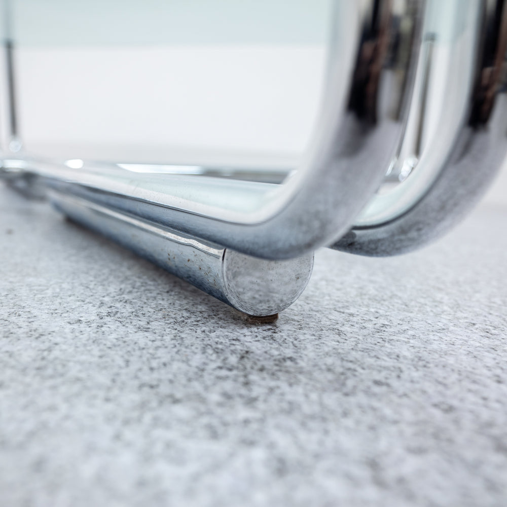 Cassina / 784