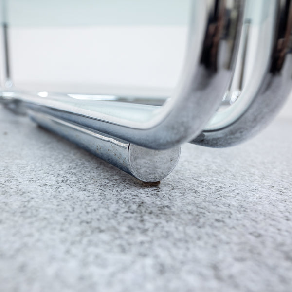 Cassina / 784