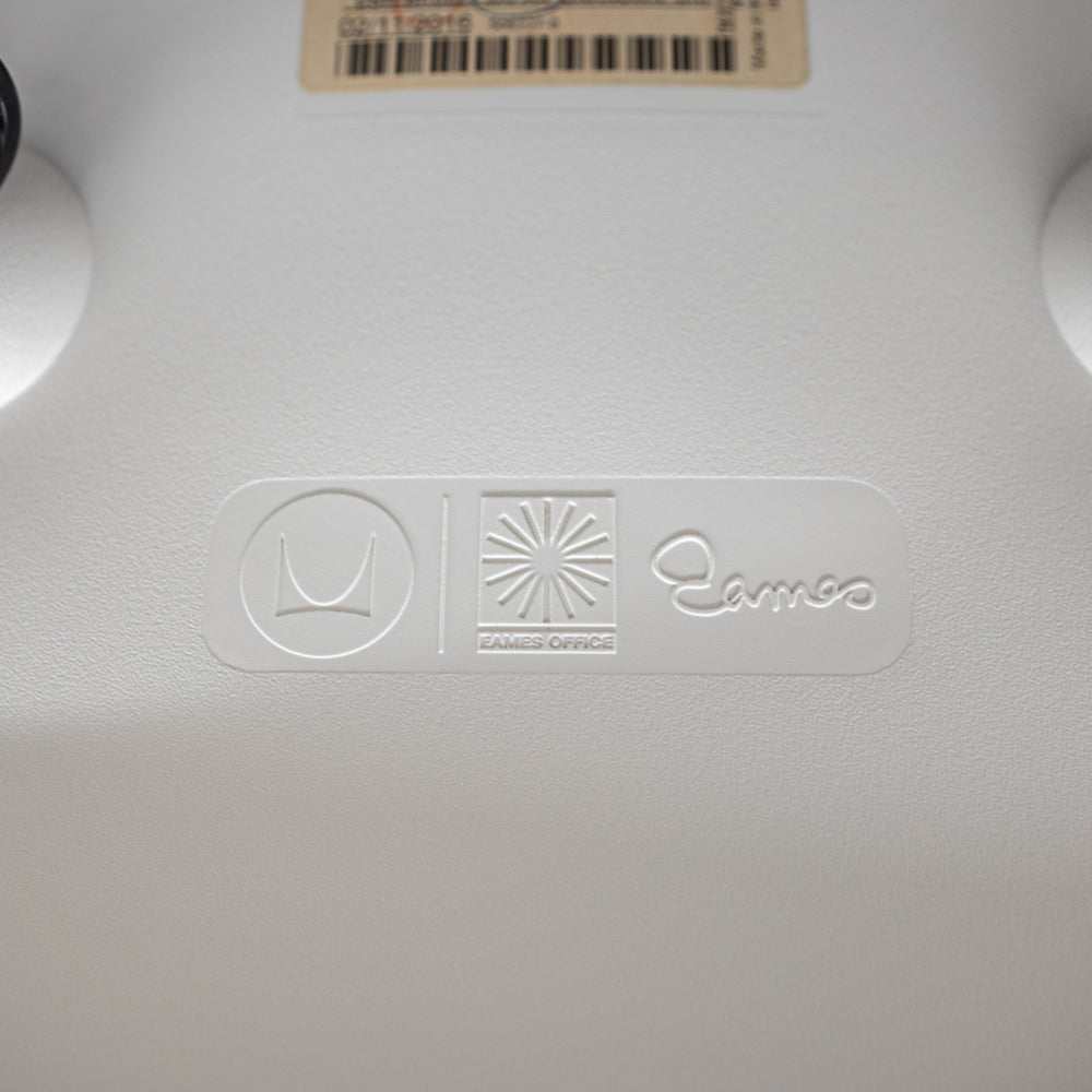 Herman Miller / Eames Plastic Side Shell Chair