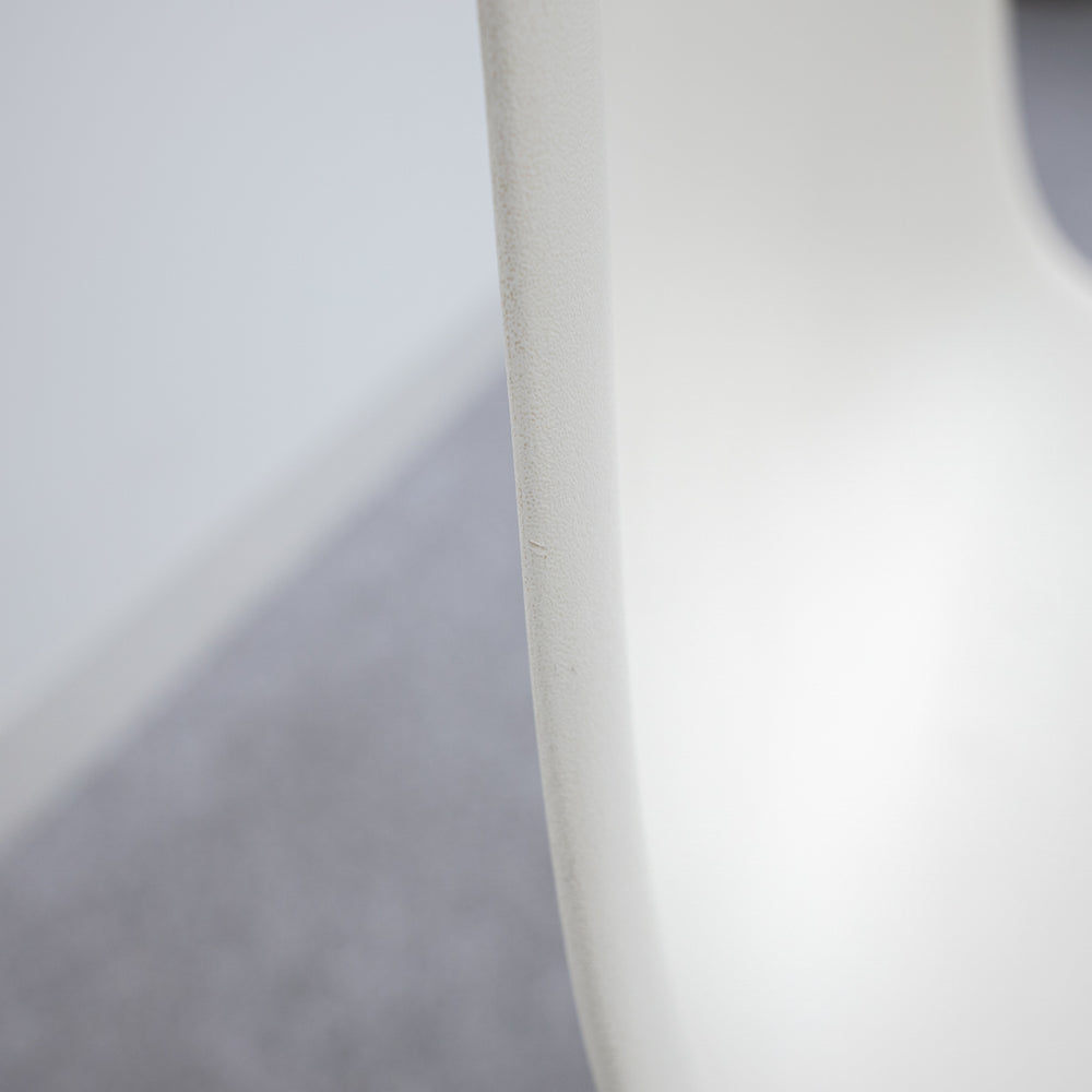 Herman Miller / Eames Plastic Side Shell Chair