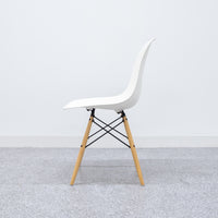 Herman Miller / Eames Plastic Side Shell Chair