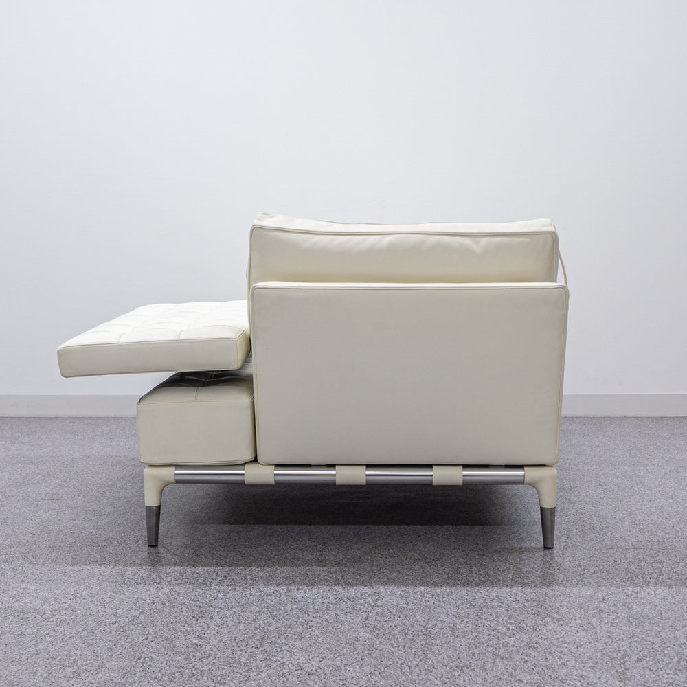 Cassina / 241 PRIVE