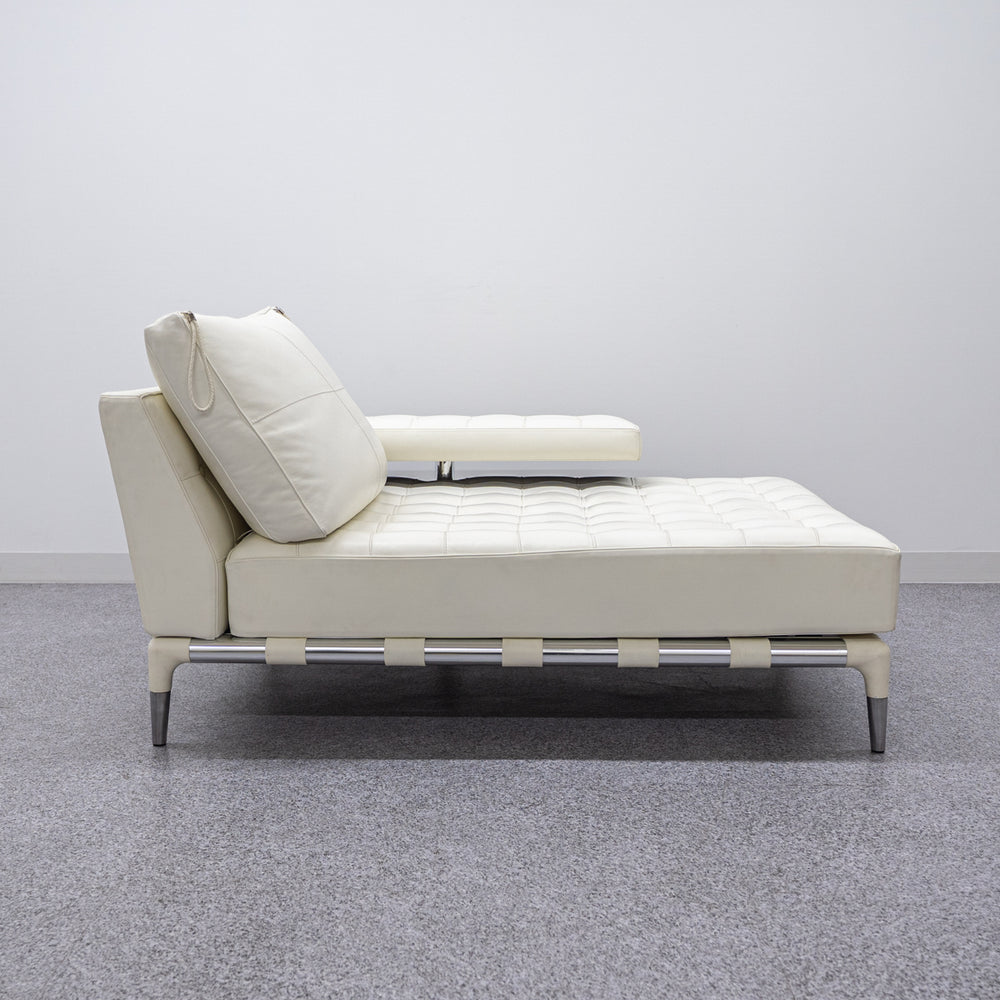 Cassina / 241 PRIVE