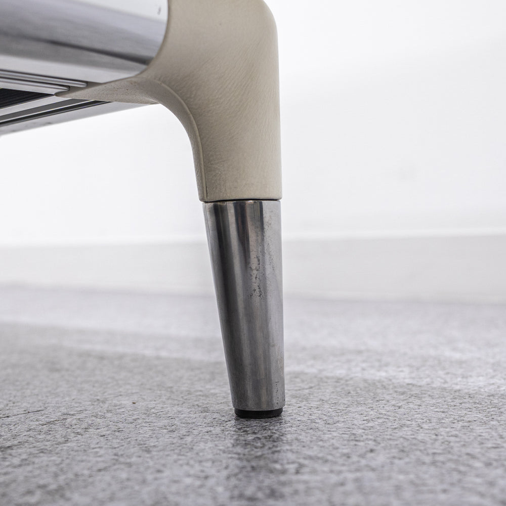 Cassina / 241 PRIVE