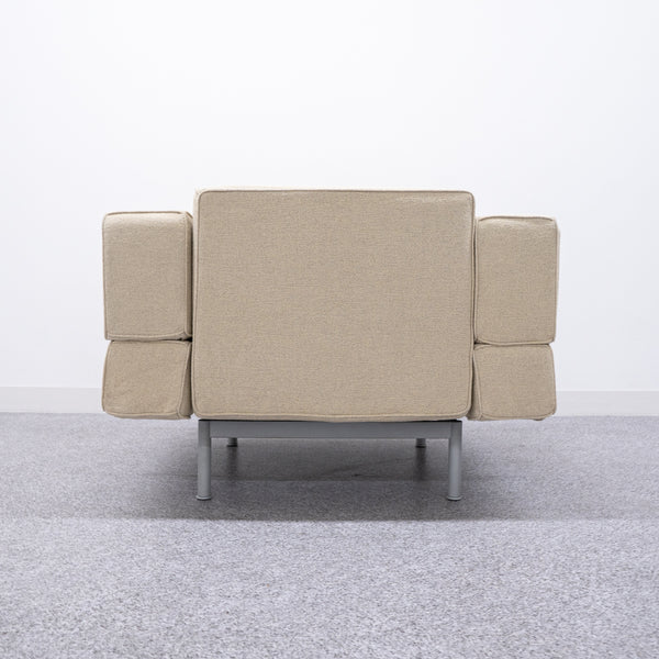 Cassina / K02 GRANDANGOLO