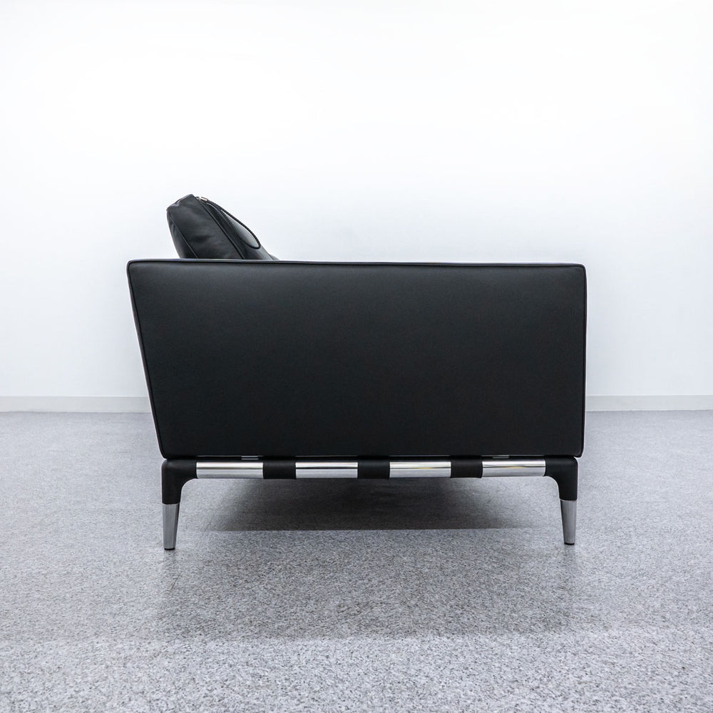 Cassina / 241 PRIVE