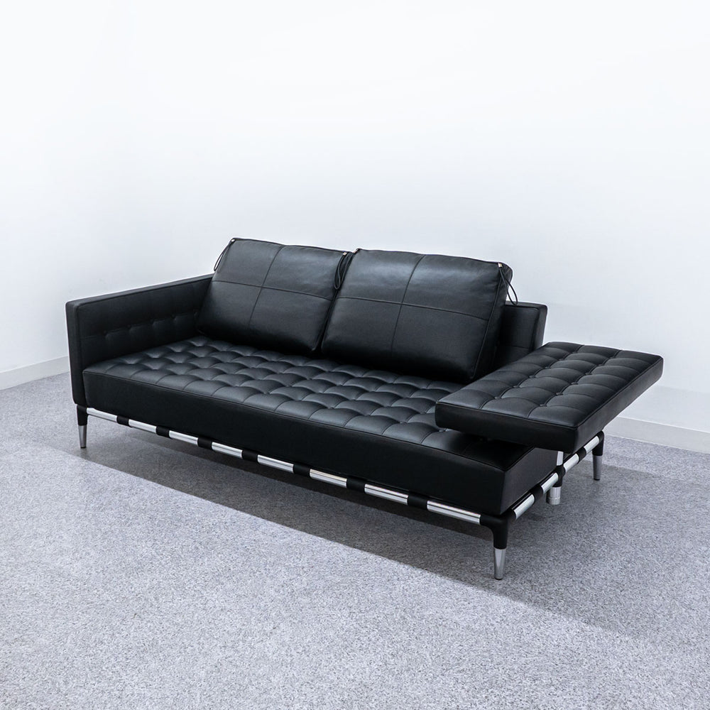 Cassina / 241 PRIVE