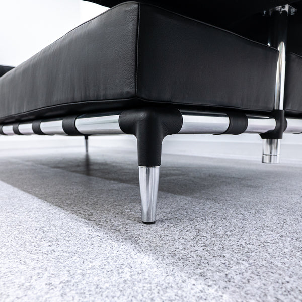 Cassina / 241 PRIVE