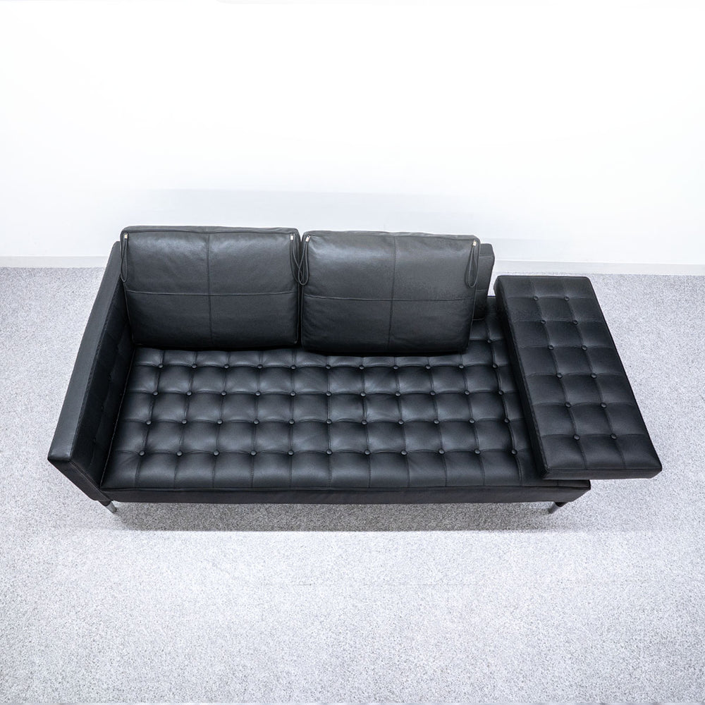 Cassina / 241 PRIVE