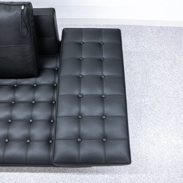 Cassina / 241 PRIVE