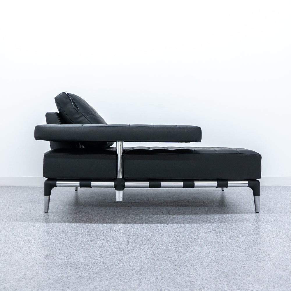 Cassina / 241-22 PRIVE