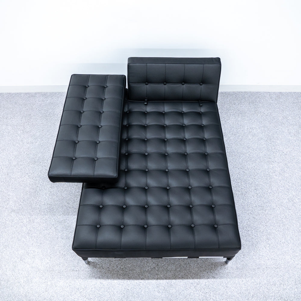 Cassina / 241-22 PRIVE