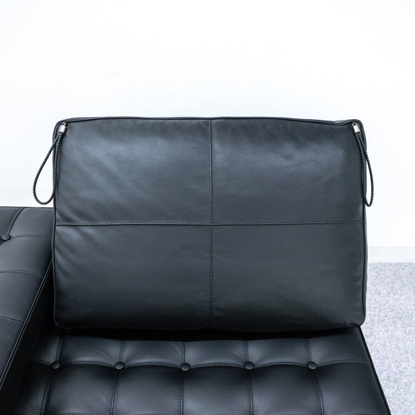 Cassina / 241-22 PRIVE