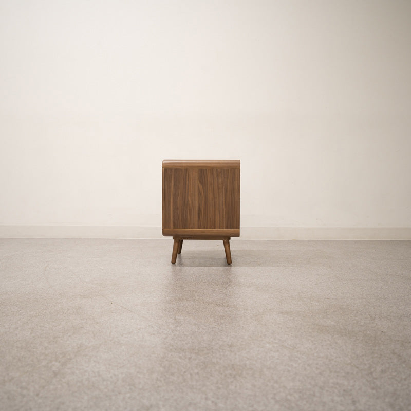 【展示品】ZUIVER / Bedstand Groove Walnut / ザイファー