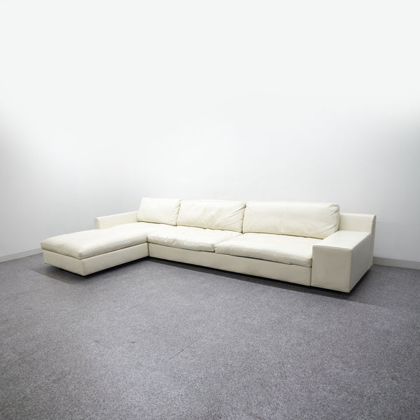 Cassina / 236 MISTER