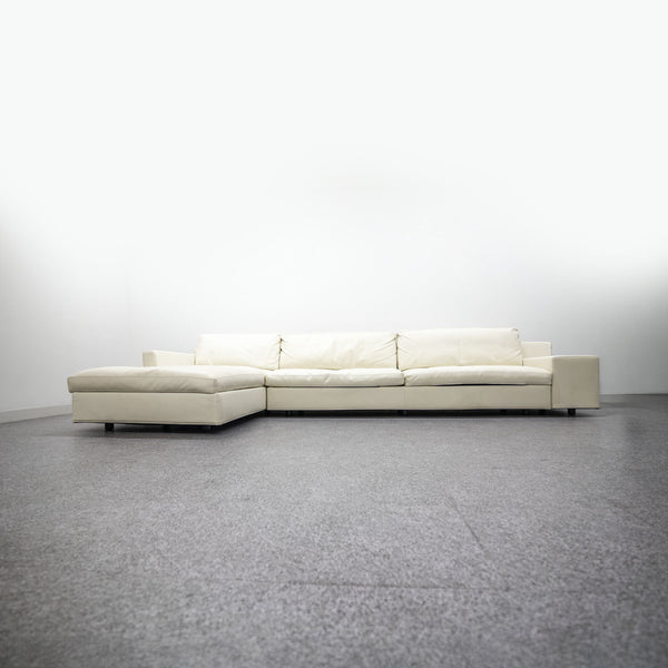 Cassina / 236 MISTER