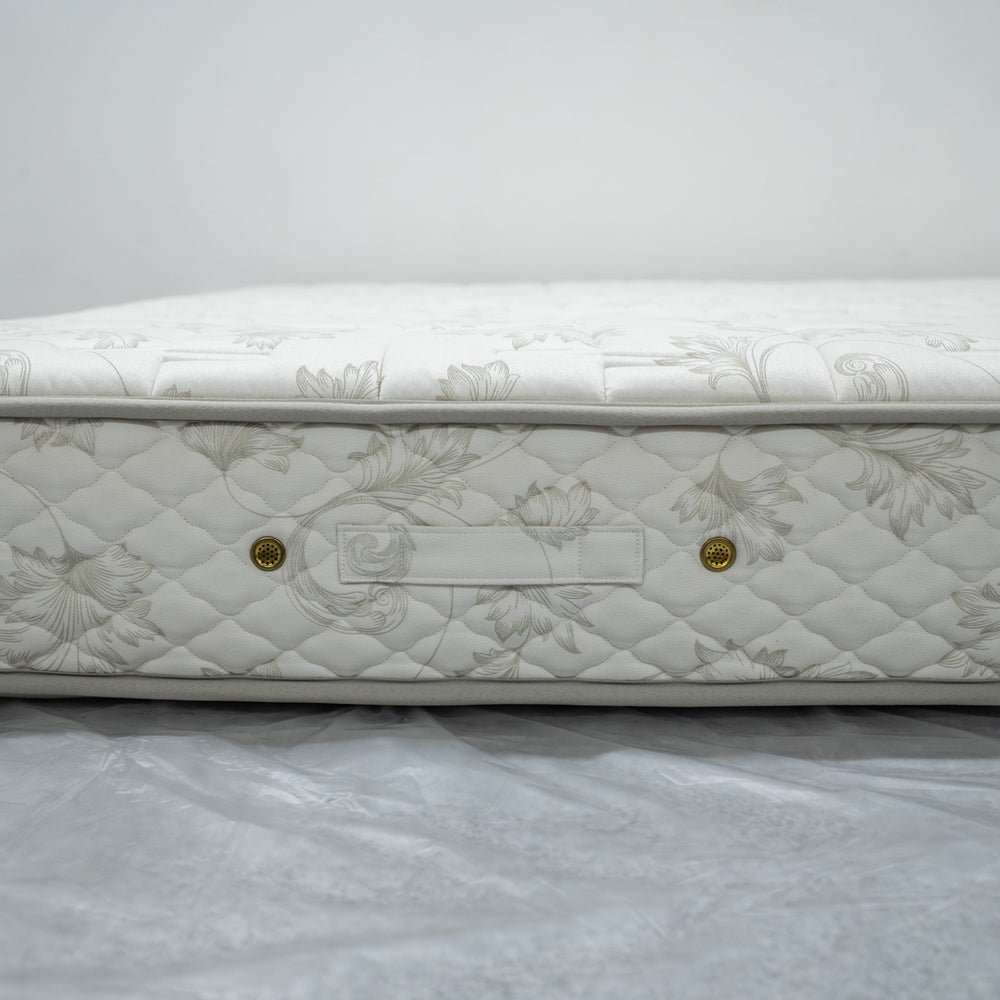 【中古品】NIHON BED / Silky Pocket Regular キング サイズ マットレス / 日本ベッド