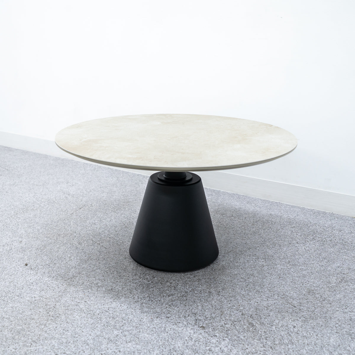 【6/8までお値下げ！】BoConcept ローテーブル　ホワイト 10008084_1.jpg
