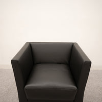 【展示品】MERIDIANI / QUEEN ARMCHAIR / メリディアーニ