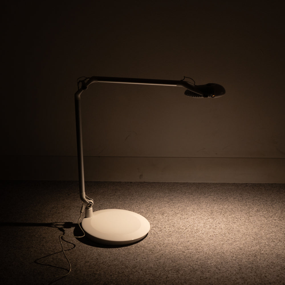 yamagiwa / Humanscale S404W / ヤマギワ