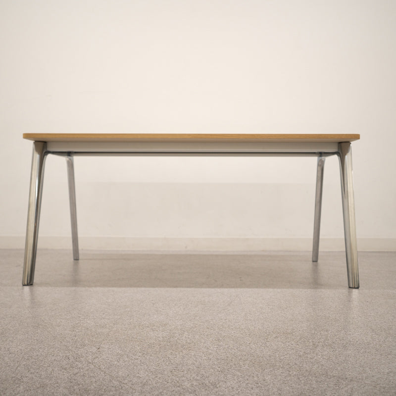 【展示品】FRITZ HANSEN / Pluralis Table / フリッツ・ハンセン