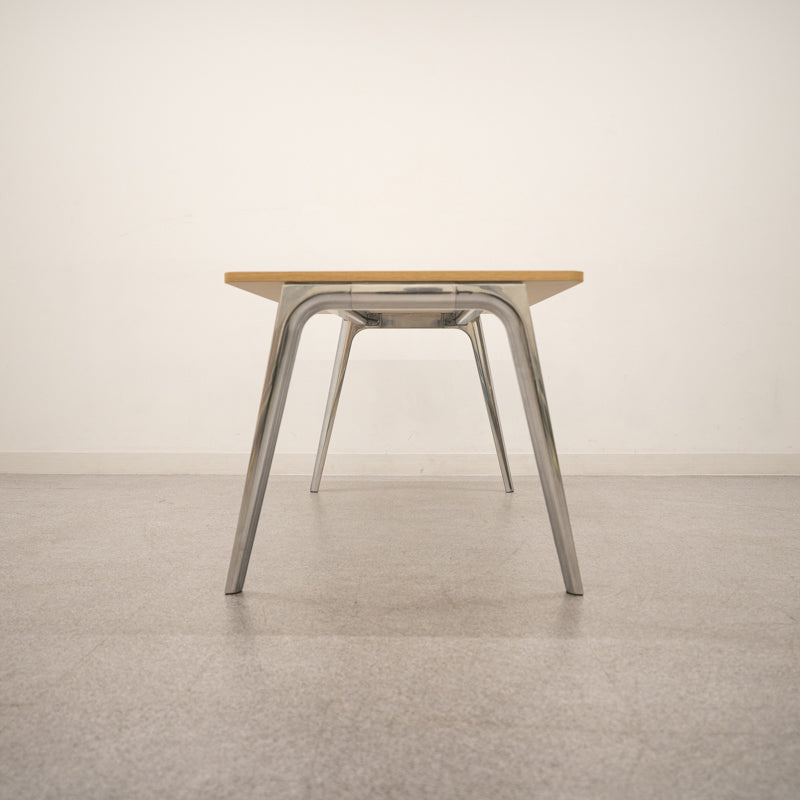 【展示品】FRITZ HANSEN / Pluralis Table / フリッツ・ハンセン