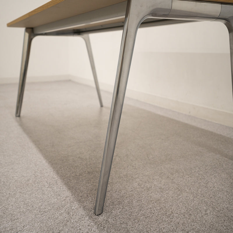 【展示品】FRITZ HANSEN / Pluralis Table / フリッツ・ハンセン