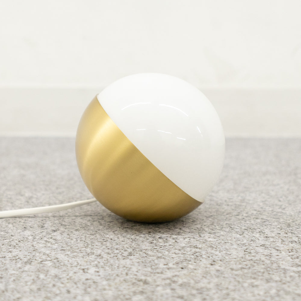 Louis Poulsen / VL Studio Table / Floor φ150 / ルイスポールセン