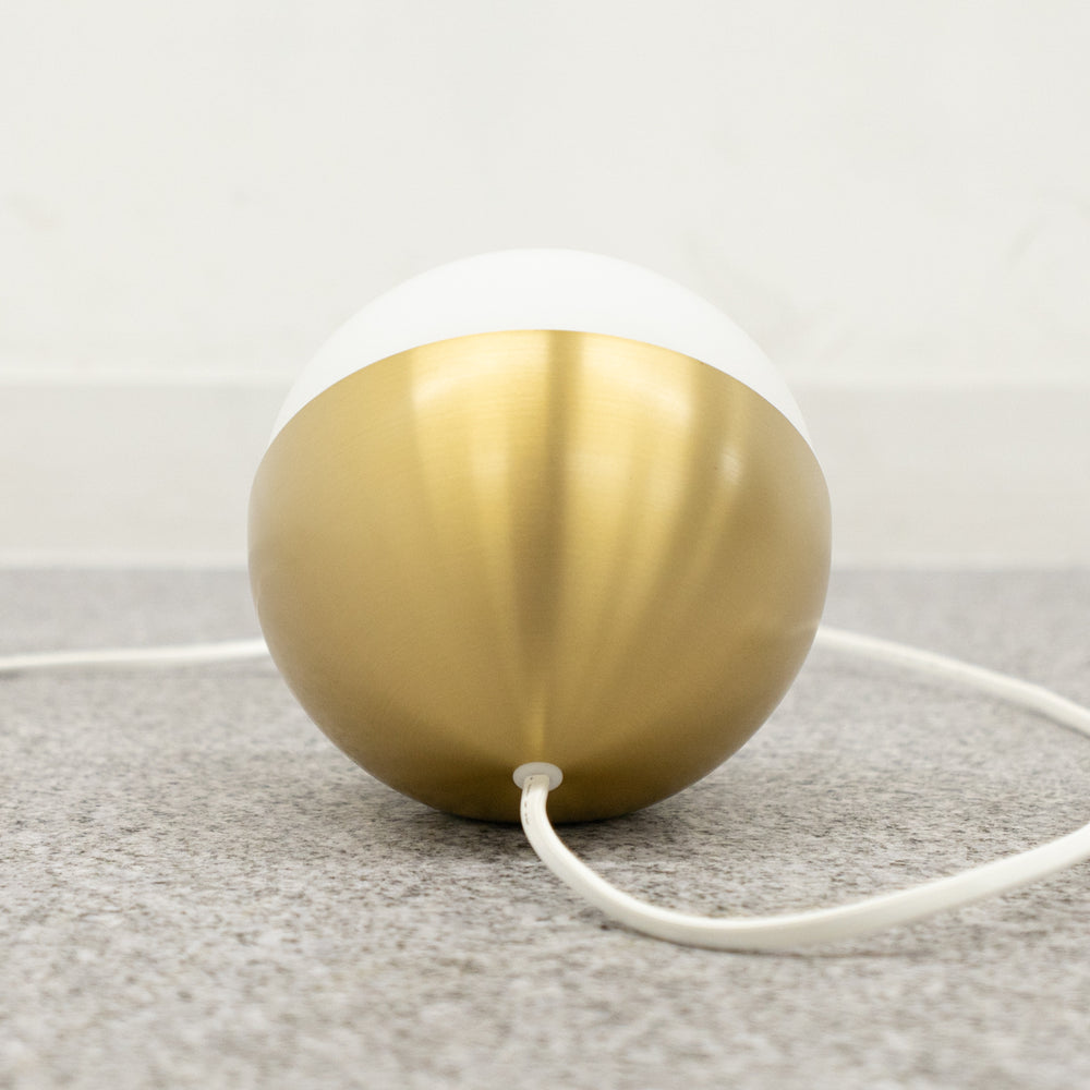 Louis Poulsen / VL Studio Table / Floor φ150 / ルイスポールセン