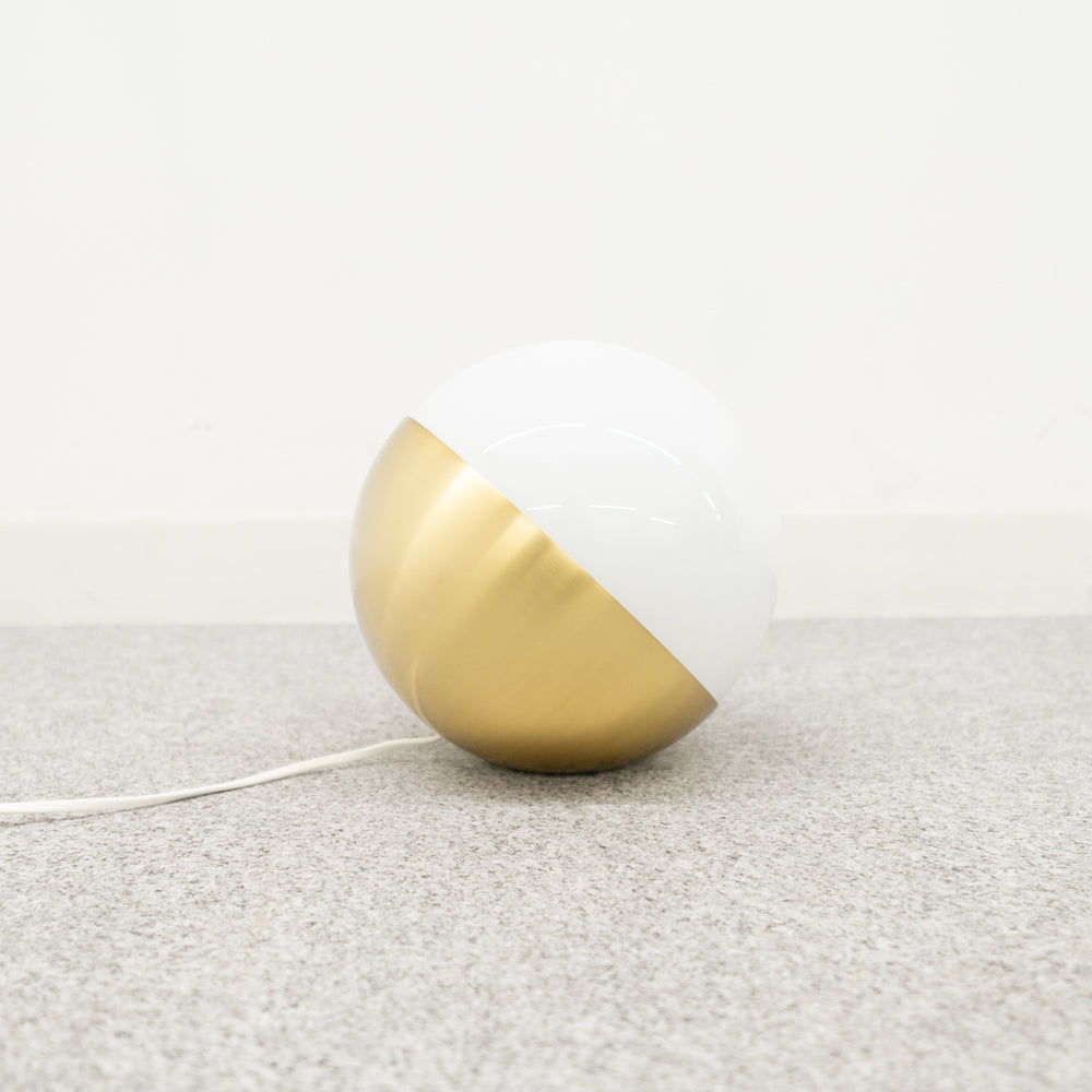 Louis Poulsen / VL Studio Table / Floor φ250 / ルイスポールセン