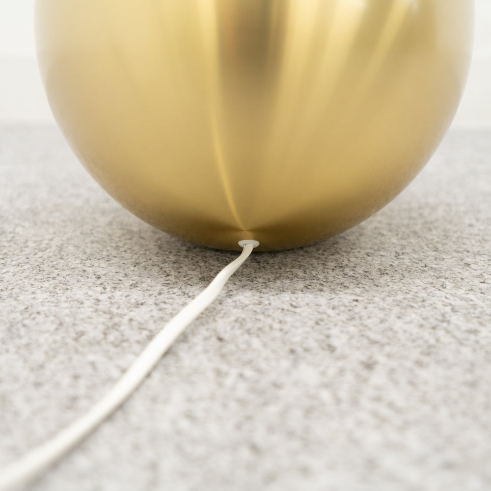 Louis Poulsen / VL Studio Table / Floor φ250 / ルイスポールセン