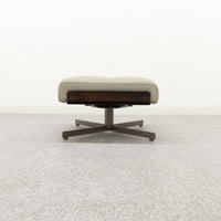 Minotti / DAIKI STUDIO Lounge Armchair & Footstool / ミノッティ