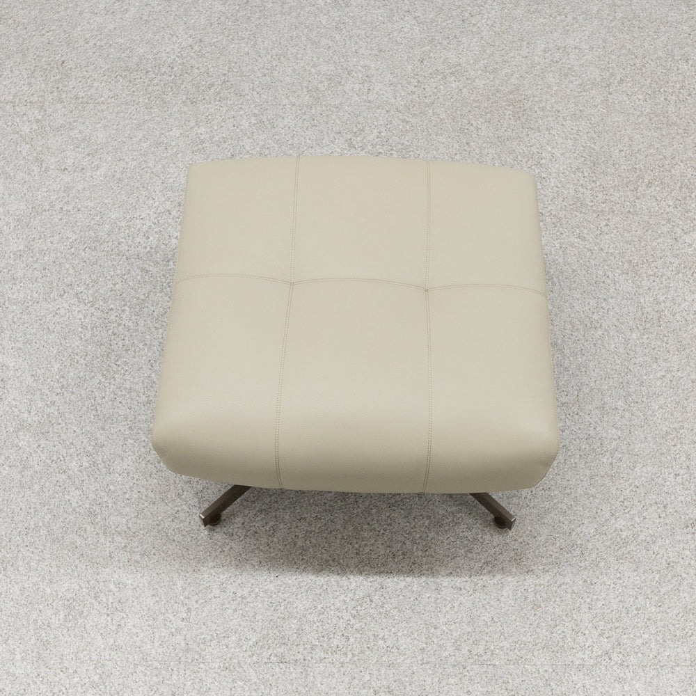 Minotti / DAIKI STUDIO Lounge Armchair & Footstool / ミノッティ