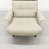 Minotti / DAIKI STUDIO Lounge Armchair & Footstool / ミノッティ