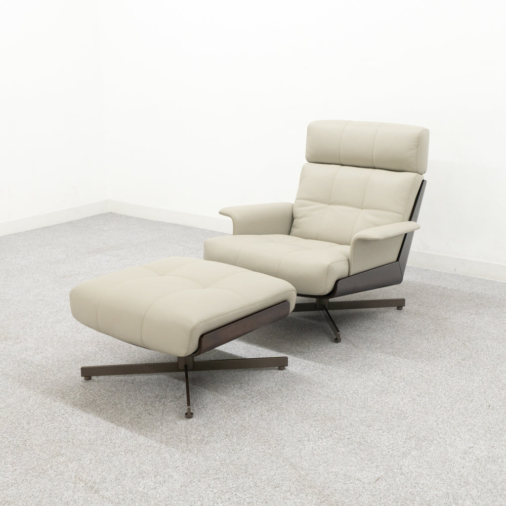 Minotti / DAIKI STUDIO Lounge Armchair & Footstool / ミノッティ