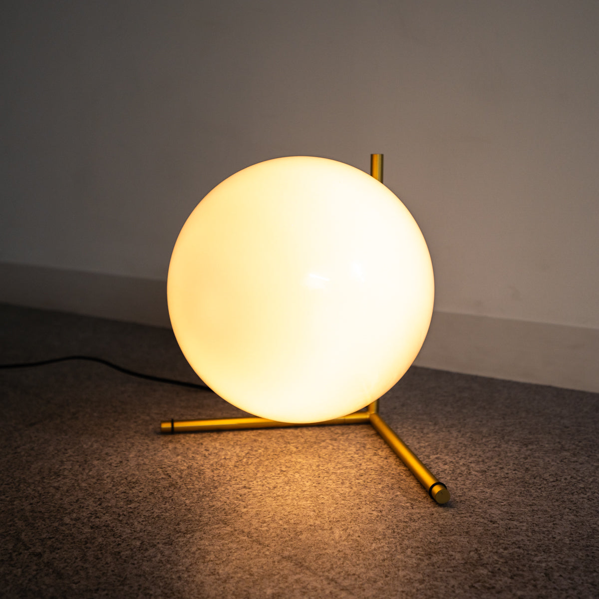 FLOS / IC Lights T2 – Back to the Furniture