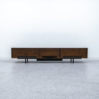 Cassina ixc. / BREATH theater board