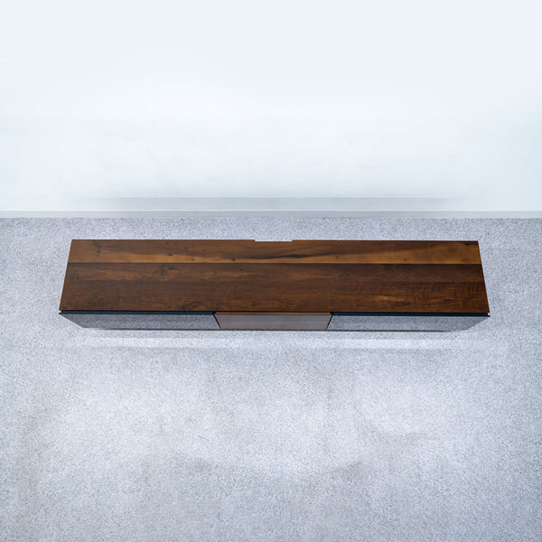 Cassina ixc. / BREATH theater board