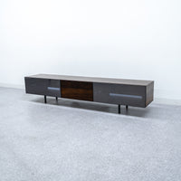Cassina ixc. / BREATH theater board