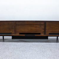 Cassina ixc. / BREATH theater board