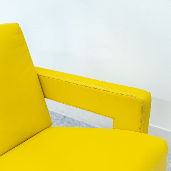 Cassina / 637 BABY UTRECHT