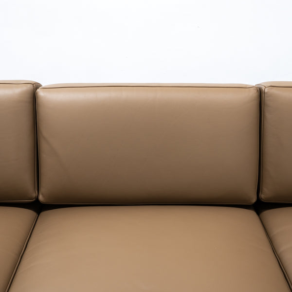 Cassina ixc. / GRAB large