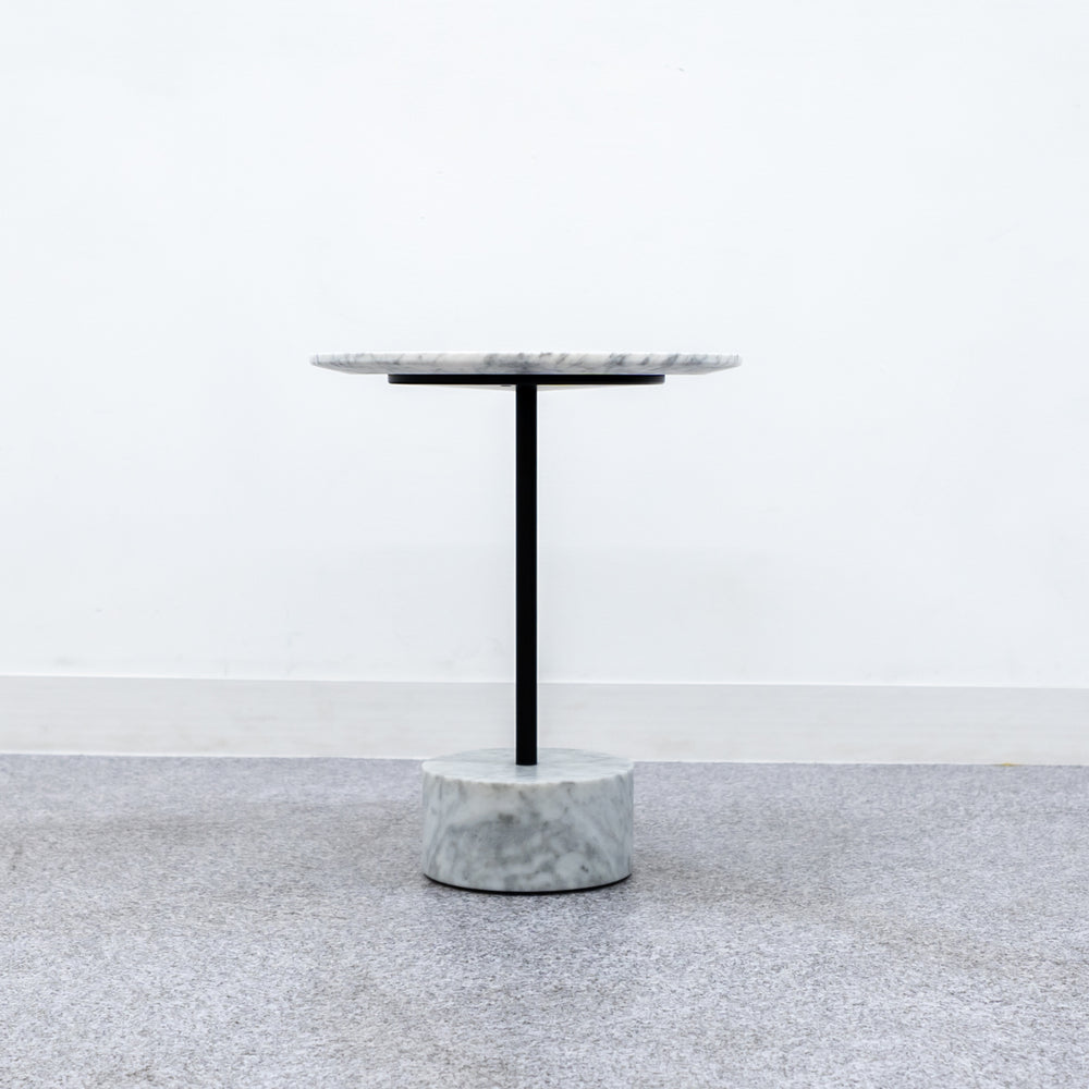 Cassina / 194 9（NOVE)