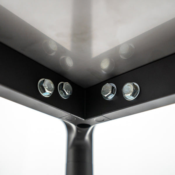 Cassina ixc. / GRAB table